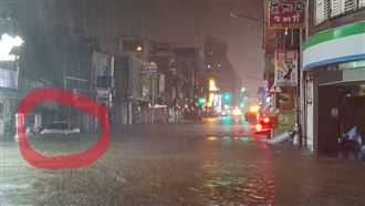 暴雨釀泡水車靠保險?「關鍵」曝:車主慘了