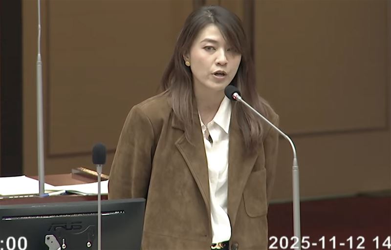 顏若芳批評，市府在上次總預算暫擱後至今未找她說明預算，若打算強硬通過預算，將破壞府會和諧。（圖／翻攝畫面）