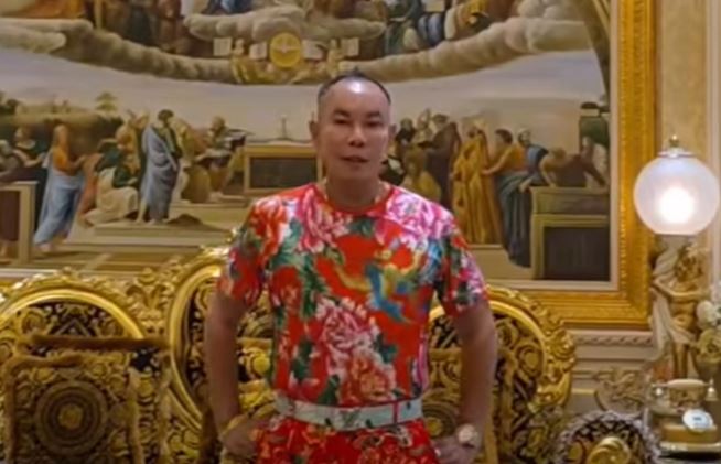 「吊車大王」胡漢龑支援宜蘭救災。（圖／翻攝自啟德機械起重工程-股公司臉書）