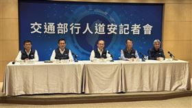 交通部陳彥伯政務次長主持道安記者會。（圖／交通部提供）