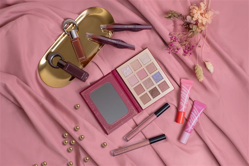 屈臣氏集結全球話題品牌與熱銷新品，不出國也能入手最夯秋冬妝感。（圖／品牌業者提供）