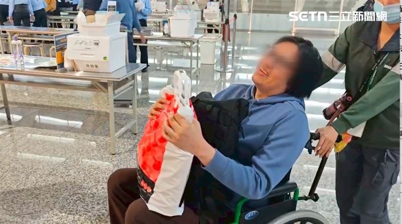 陳男因為好笑才PO文，但此舉已違反社維法，警詢後將依法送辦。（圖／記者石明啟攝影）