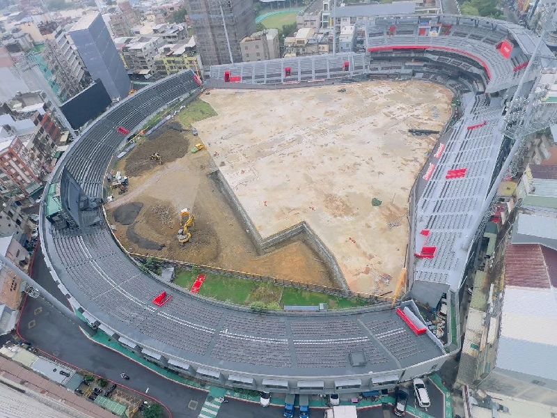 新竹市立棒球場空拍景象。（圖/民進黨新竹市議員曾資程提供）