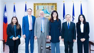 AIT谷立言見鄭麗文　藍營：現場氣氛融洽