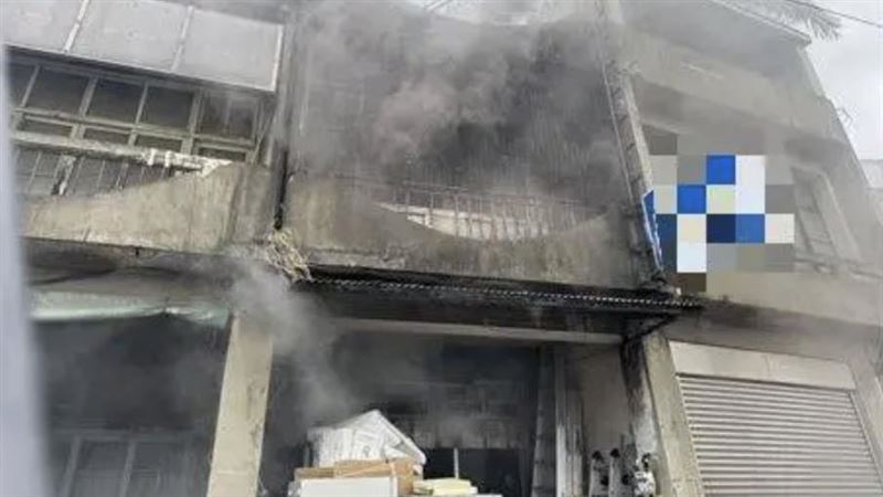 苗栗透天厝火警！濃煙嗆傷38歲男一度受困