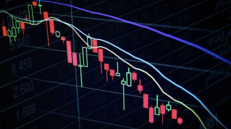 台股早盤重挫近五百點，市場恐慌情緒急速升溫。台積電早盤大跌 35 元，成拖累大盤主因。（示意圖／PIXABAY）