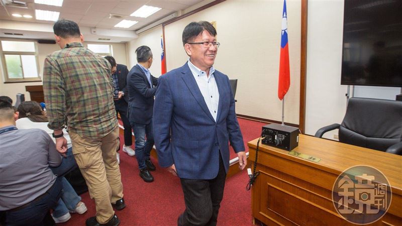 林思銘學歷涉造假！搬中選會規定稱無誤