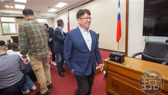 林思銘學歷涉造假！搬中選會規定稱無誤