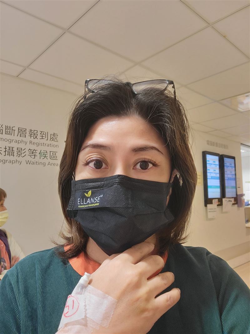 小彤自費做腦部核磁共振檢查（MRI）。（圖／馬可孛羅公關提供）