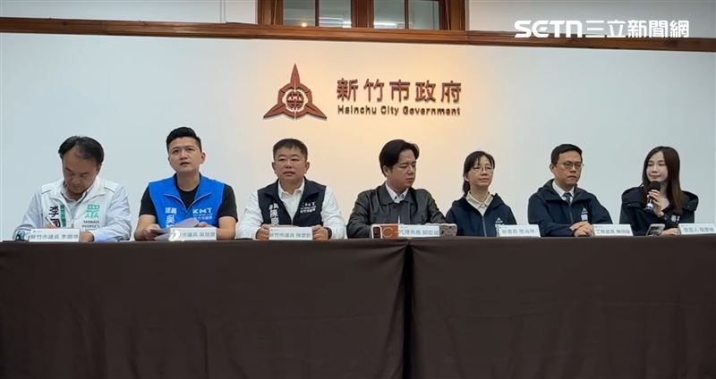 新竹市立棒球場爭議，市府今（13日）開記者會說明。（圖／記者羅欣怡攝影）