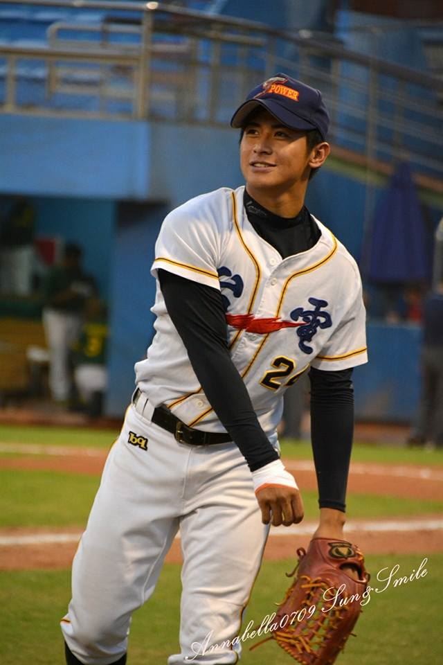 陳傑憲哭了！曝光突破極限秘密，這1句話：「相信棒球、相信團隊、相信自己，就會是最好的安排！」帶領台灣奪世界冠軍。（圖／翻攝自陳傑憲臉書）