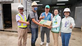 林岱樺留在高雄勘查防災，由幕僚代為完成市長初選登記（圖／林岱樺辦公室提供） 