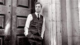 IPAC共同創辦人裴倫德正式加入Threads社群，第一篇文是PO出自己的照片，並說「我來脆報到了」和大家打招呼。（圖／翻攝自Threads＠lukedepulford）