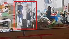 林女前往同業的補習班嗆聲警方獲報到場。（圖／民眾提供（圖／記者XXX攝影）） 