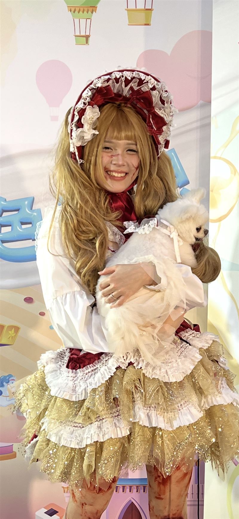 美容科學生親手為自家寵物打造專屬舞台造型。（圖／桃園電子報提供）