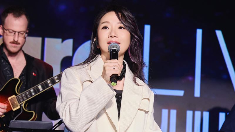 痛批粿粿王子吃人夠夠 陶晶瑩首公開露臉