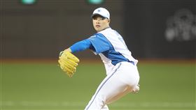 孫易磊：能穿火腿球衣在台灣投球很幸福日職北海道火腿鬥士隊來台展開交流賽，陣中台灣籍投手孫易磊（圖）1日在台北大巨蛋先發登板，投1局無失分，他賽後受訪時表示，能穿著火腿球衣在台灣投球，是非常美好的回憶。中央社記者張新偉攝  114年3月1日