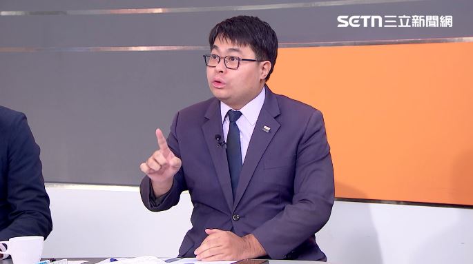 律師黃帝穎談沈伯洋案。（圖／前進新台灣）