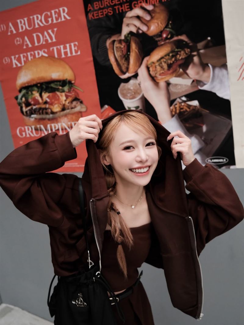 紀卜心近年屢爆爭議。（圖／翻攝自紀卜心IG）