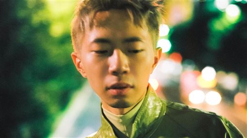 鄭興推出全新專輯！攜手大咖金曲歌王歌后