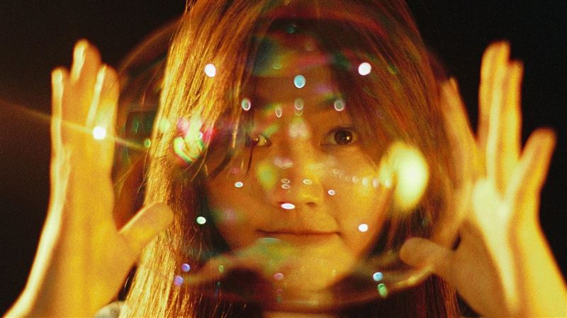 創作女聲DIOR大穎推出全新單曲！與張簡君偉再聯手