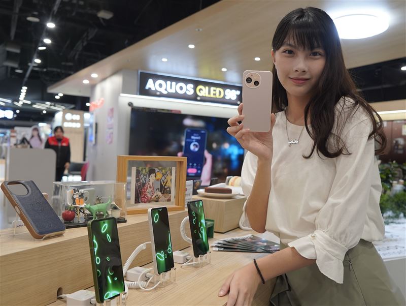 台灣夏普AQUOS sense10正式在台上市