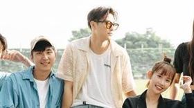 胡釋安、王子、粿粿。（圖／翻攝自胡釋安IG）