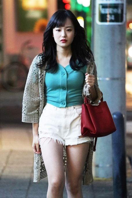 森迫永依曾客串演出電視劇《難破MG5》，火辣穿搭有別於小時候清純可人的樣子。（圖／翻攝自X）