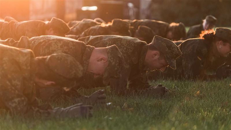 德國政府提高待遇，希望能吸引更多年輕人加入。（圖／翻攝自X平台 @bundeswehrInfo）