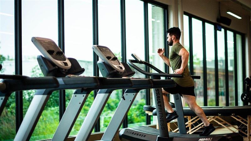 不是蛋白質!運動後「必吃1物」才能長肌肉