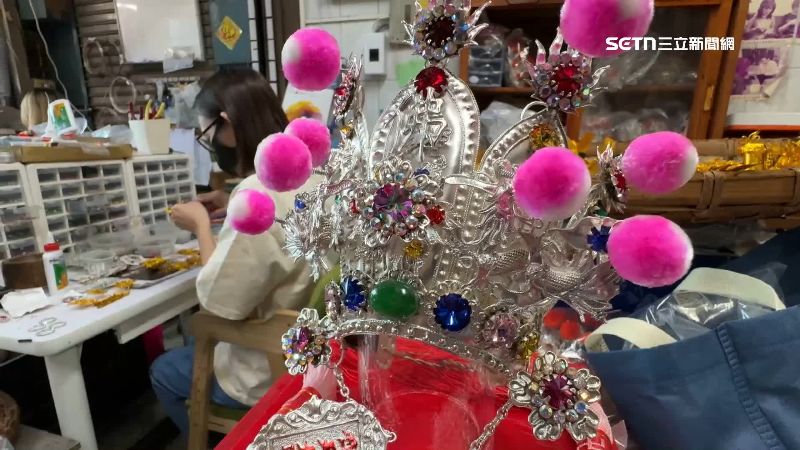 神明的衣帽越華麗越能展現尊貴