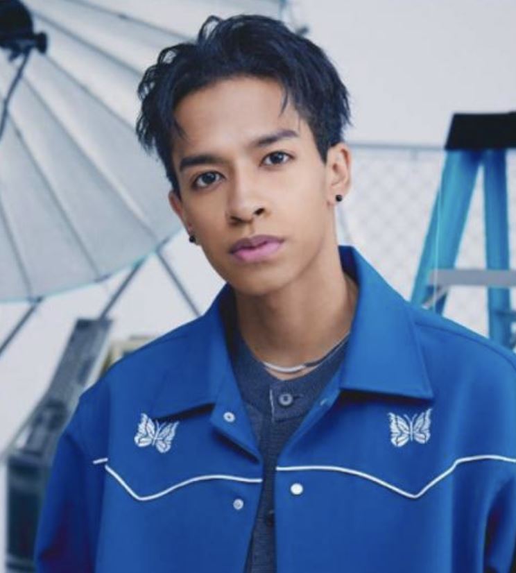 草間理查敬太裸露事件也引來不少質疑，認為疑似遭設局。（圖／翻攝自X）