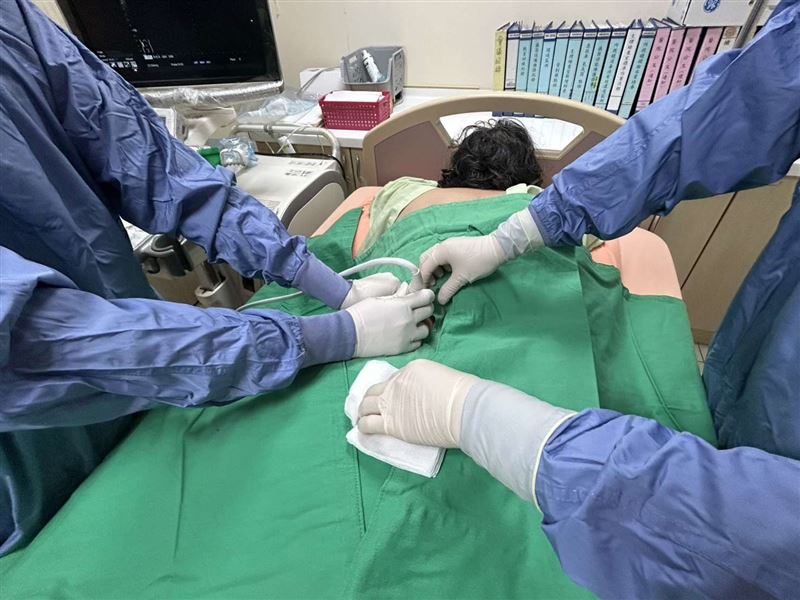 長期出現全身倦怠、體重下降、不明原因發燒或檢驗異常時，切勿輕忽。（圖／桃園電子報提供）