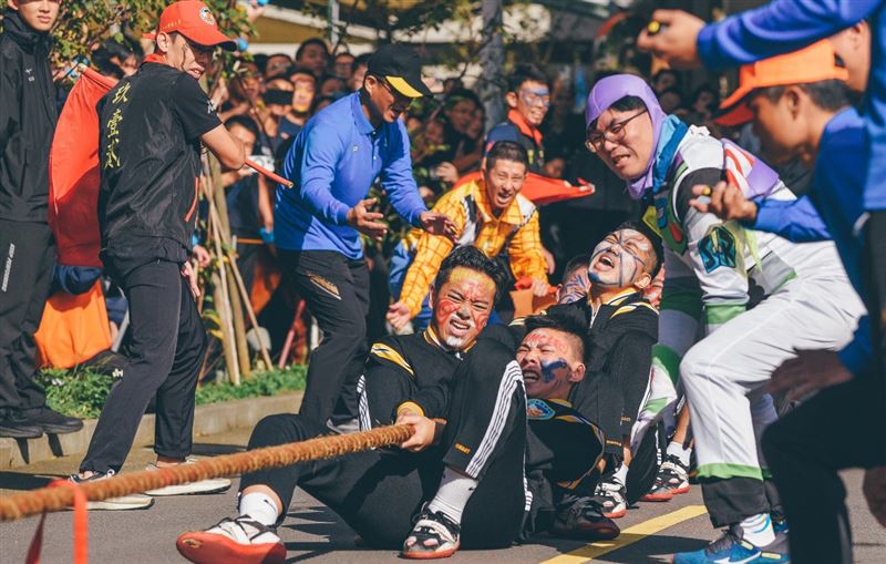 警大拔河總決賽熱血開戰！拔河總決賽由二技中隊勝出。（圖／桃園電子報提供）