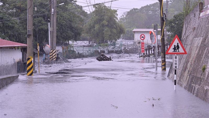 新/花蓮縣:馬太鞍溪下游解除紅色警戒