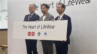 UNIQLO送1.5萬件發熱衣　衛福部許願加碼