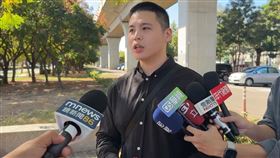 閩南狼遭中國通緝，到派出所自首，警察會不會抓我，提告央視洩漏個資、恐嚇酸民(圖／翻攝畫面)