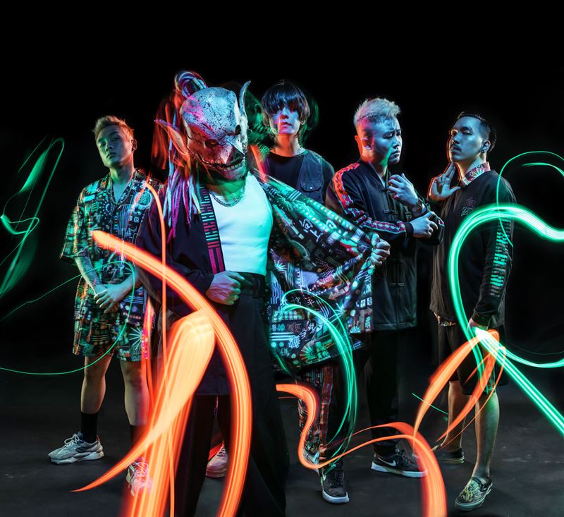 血肉果汁機將嗩吶、台灣傳統信仰與風土民情完美結合，展現「台灣特有金屬」。（圖／文總提供）