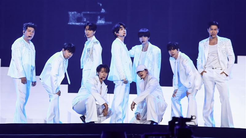 SJ利特大巨蛋哭了　銀赫老婆太多遭虧花心