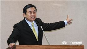 八炯反懸賞100萬通緝王滬寧及宋濤，王定宇（圖）指出：「可能會有相對較大的誘因去捉捕中共的狗官。」（圖／資料照）