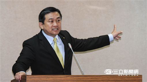 八炯反懸賞100萬通緝王滬寧及宋濤，王定宇（圖）指出：「可能會有相對較大的誘因去捉捕中共的狗官。」（圖／資料照）