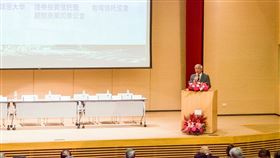 世新大學校長陳清河於2025年度信託實務與理論的對話研討會開幕致詞。（圖／世新大學提供）