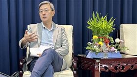 李淳解析　台灣模式將替美國「加分」台灣以「台灣模式」進行台美關稅談判，前駐歐盟代表李淳14日解析，日、韓與美國在汽車產業有競爭關係，但台灣若以台灣模式到美國投資，將替美國企業加分。中央社記者賴于榛攝　114年11月14日