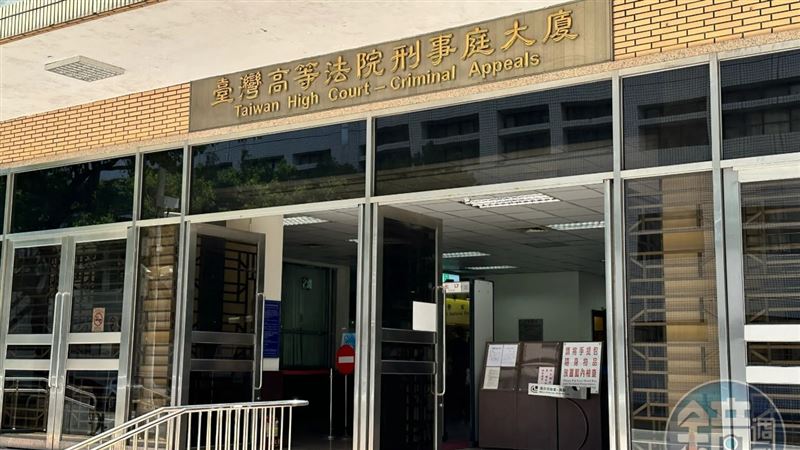 高等法院審理80歲劉媽媽悶死癱瘓逾50年的兒子案，全案檢察官已放棄上訴