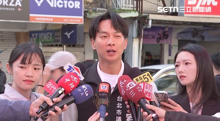 民眾黨台北市議員陳宥丞接受媒體聯訪（圖／翻攝畫面）