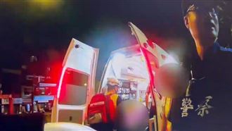 瑞芳火車站攻擊事件！男拒下車踹傷副站長