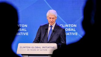 質疑艾普斯坦和柯林頓關係　川普命調查