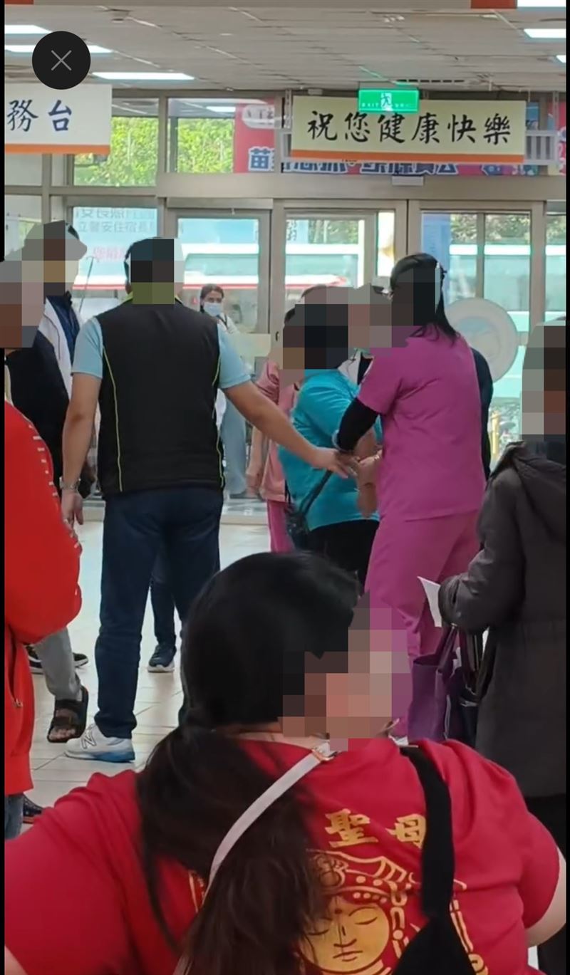 李婦不滿被要求補藥費，憤而拉扯櫃台電腦設備。（圖／翻攝自Threads @aquarium0330_tw）