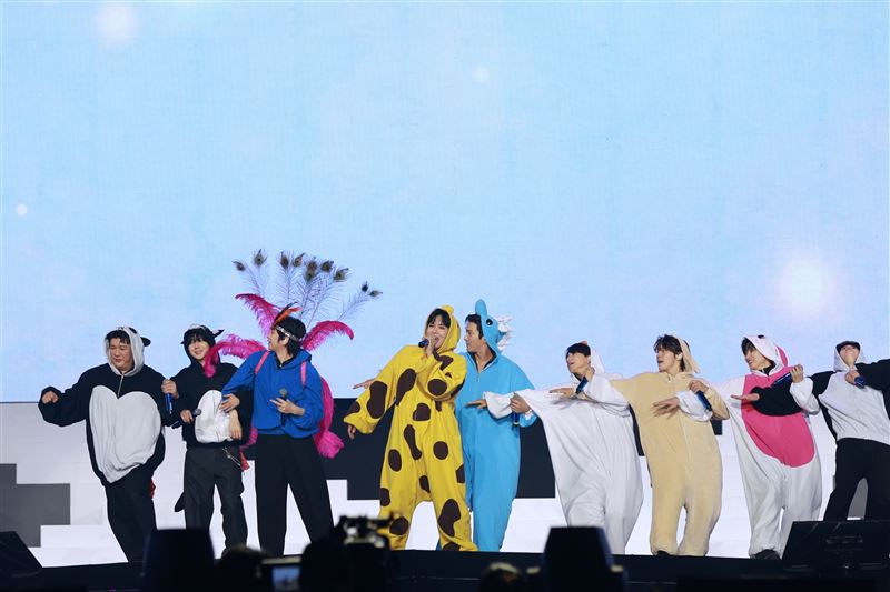 SUPER JUNIOR開唱第二天，驚喜滿滿。（圖／讀者提供）