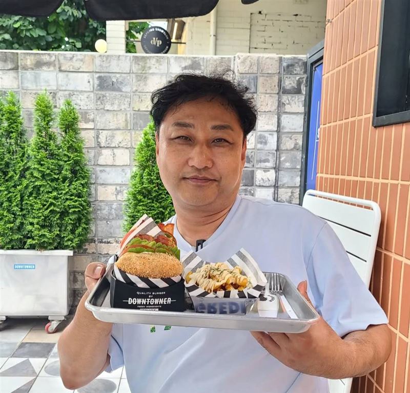 金水龍目前仍在加護病房。（圖／翻攝自金水龍IG＠soo_dragon1）